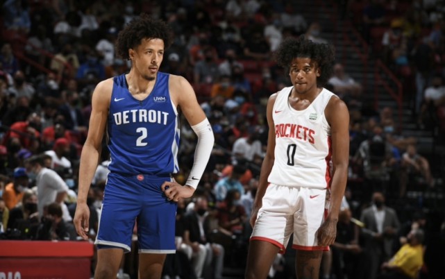  活塞康宁汉姆复出，状元郎带队终结连败  