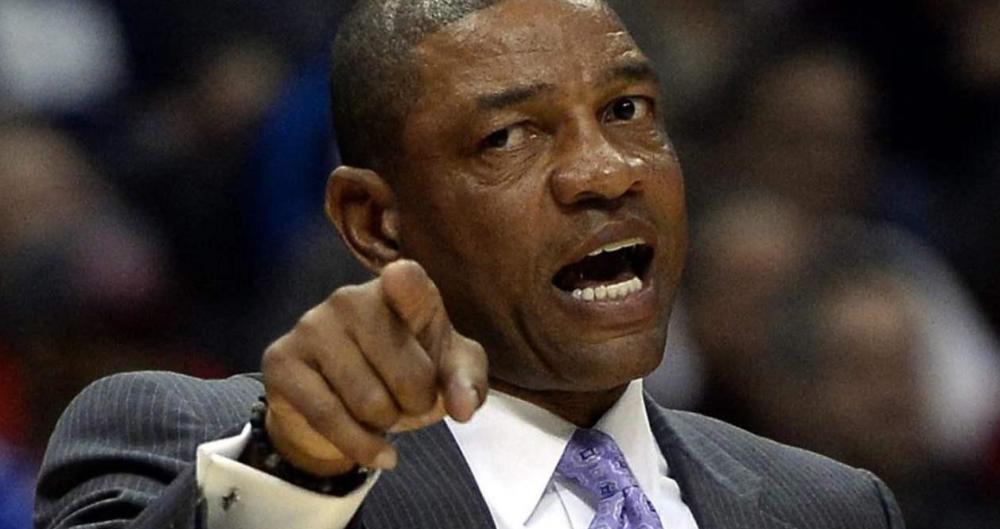  马刺波波维奇健康引担忧，助教临场指挥获好评  